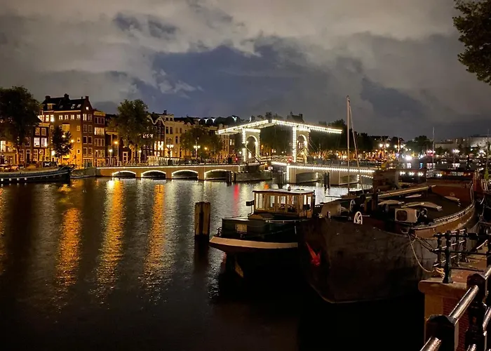 Amstel Boutique Pensión 4*